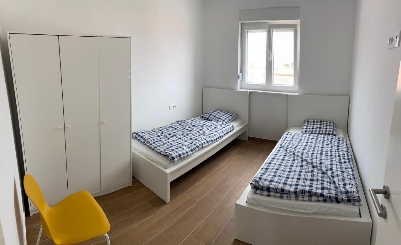 Daniela Family Apartment - Top Floor - New & Quite Location - Great Sea & Island View Vir Bagian luar foto
