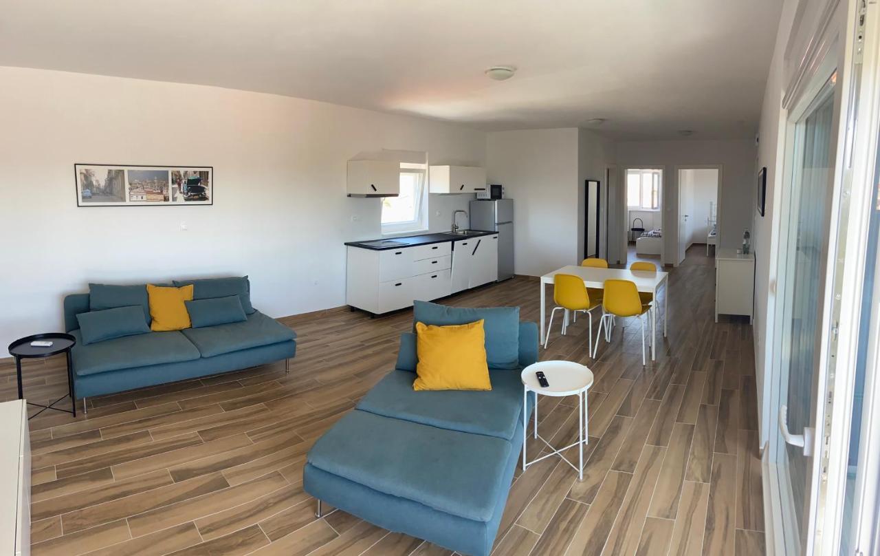 Daniela Family Apartment - Top Floor - New & Quite Location - Great Sea & Island View Vir Bagian luar foto